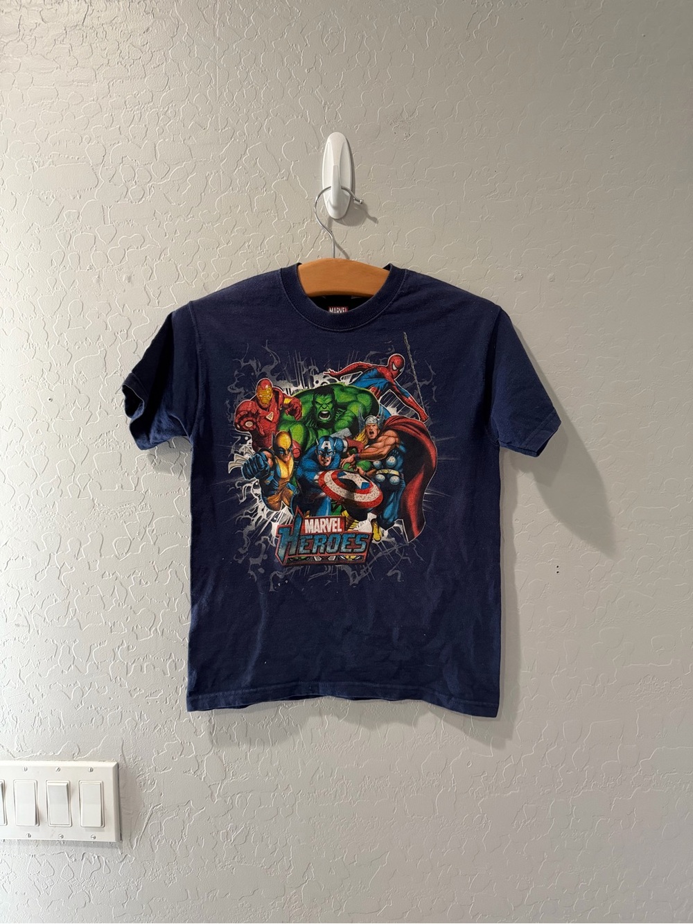 Vintage Marvel Heroes Iron Man Wolverine Hulk Shirt Youth Medium Bin 2